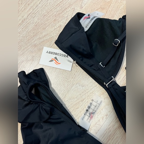 Veccoberry bikini set - Picture 3 of 3